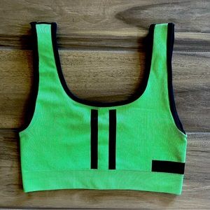 SOLD - MZ x FABLETICS Green Sports Bra Sz SMALL